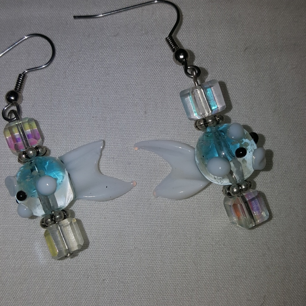nwot sisterearths,errings